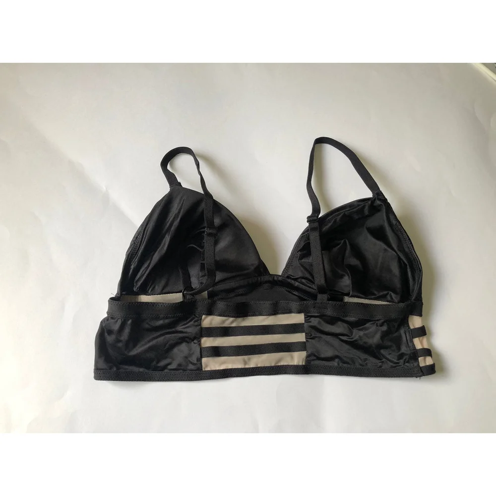 Victorias Secret trades offers victoria’s
